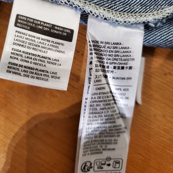 Levi's denim blouse/ top size S - Picture 16 of 17